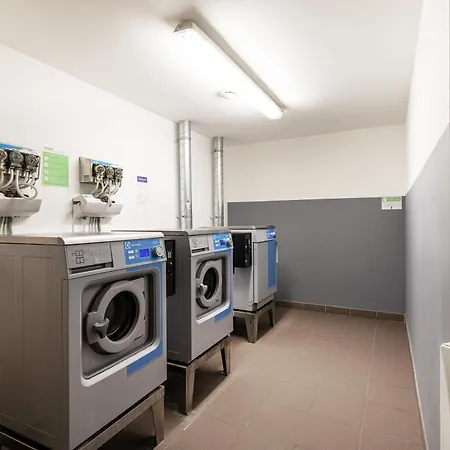 Aparthotel Montempo Paris-velizy 2*